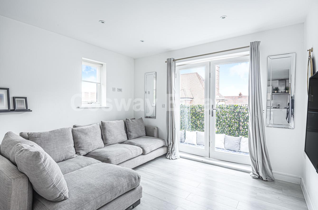1 Guardhouse Way, Mill Hill